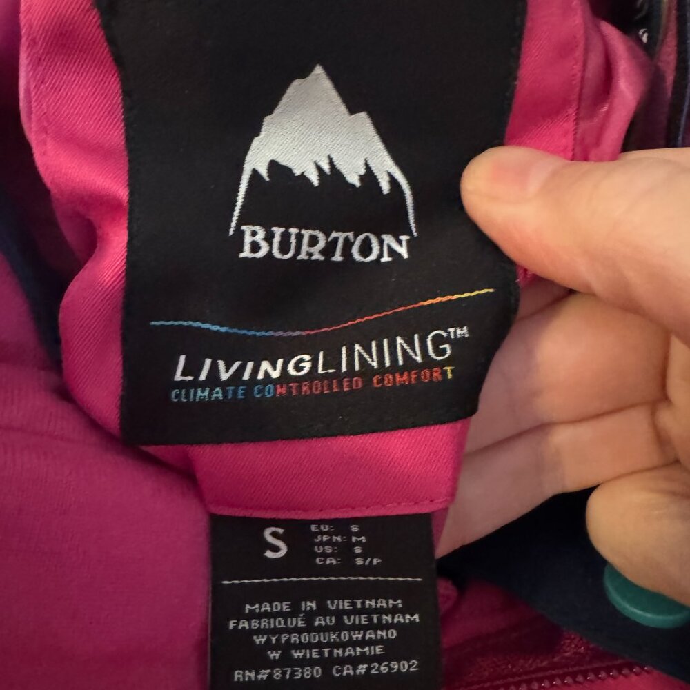 New without tags Burton Women's Snowboard pant, Colour: Fuchsia, Size: Small - Picture 11 of 16